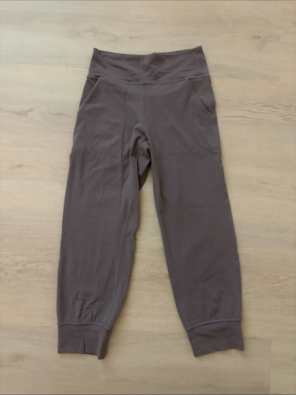 Lululemon Align Crop Joggers in Muted Pink
